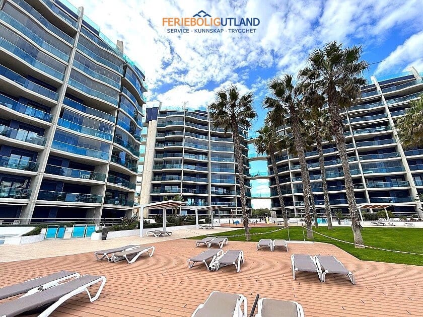 2 soverom Leilighet til salgs i Orihuela Costa med svømmebasseng garasje - € 398 000 (Ref: 10031014)