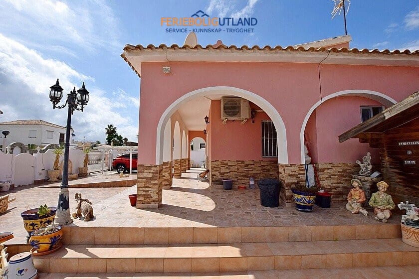 3 camera da letto Casa in vendita in Cabo Roig con piscina garage - 685.000 € (Rif: 10031092)