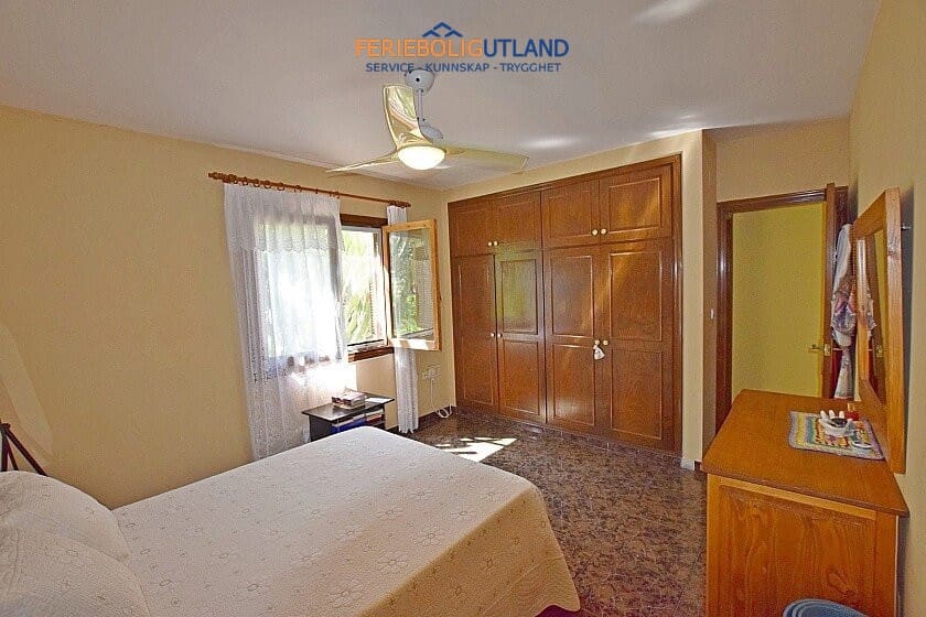 3 slaapkamer Villa te koop in Villamartin met zwembad garage - € 595.000 (Ref: 10031093)