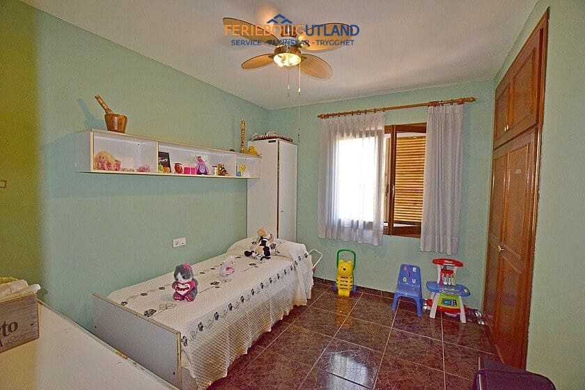 3 slaapkamer Villa te koop in Villamartin met zwembad garage - € 595.000 (Ref: 10031093)
