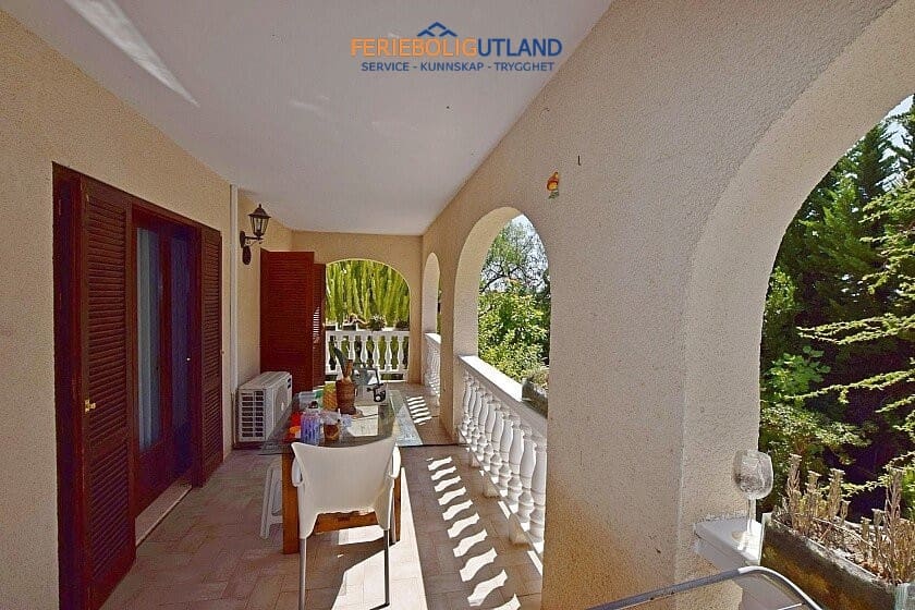 3 slaapkamer Villa te koop in Villamartin met zwembad garage - € 595.000 (Ref: 10031093)