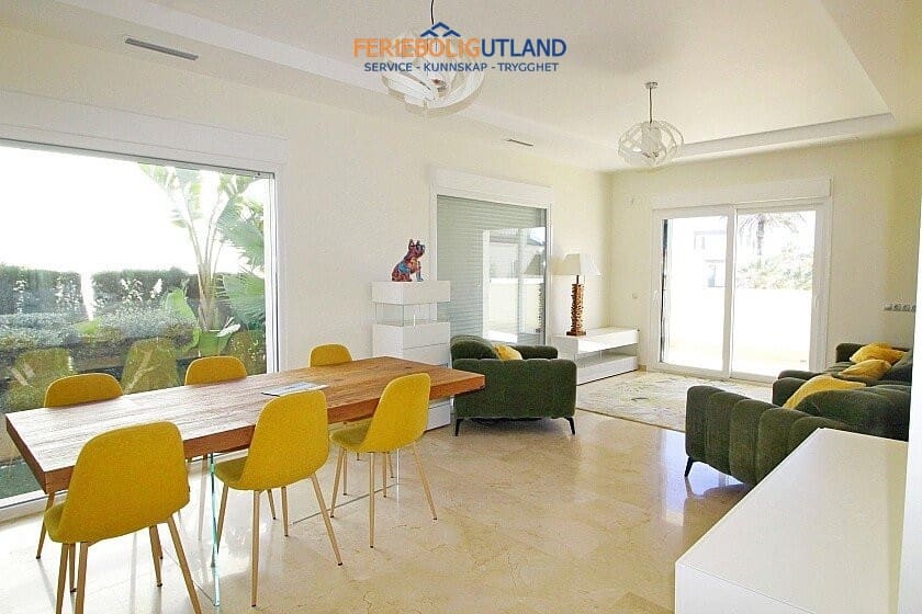 5 quarto Moradia para venda em La Zenia com piscina garagem - 1 500 000 € (Ref: 10031162)
