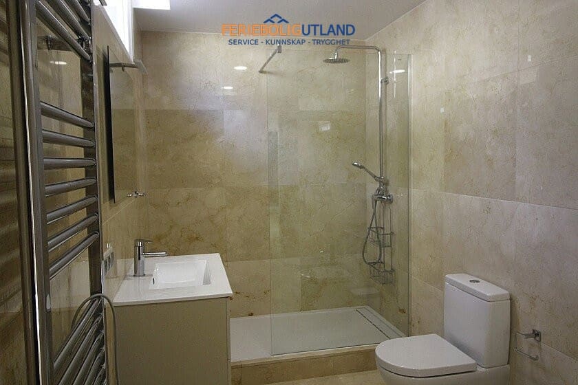 5 quarto Moradia para venda em La Zenia com piscina garagem - 1 500 000 € (Ref: 10031162)