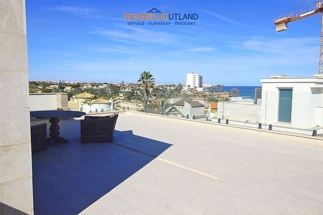 5 quarto Moradia para venda em La Zenia, Orihuela com piscina garagem - 1 500 000 € (Ref: 10031162)