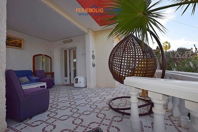 3 bedroom Villa for sale in Playa de los Locos, Torrevieja with pool garage - € 590,000 (Ref: 10031163)