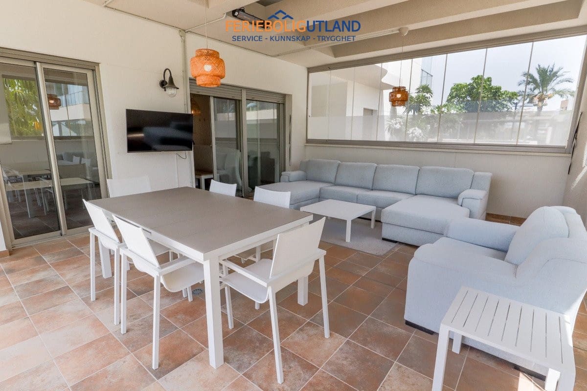 2 bedroom Apartment for sale in Villamartin with pool garage - € 319,900 (Ref: 10031164)