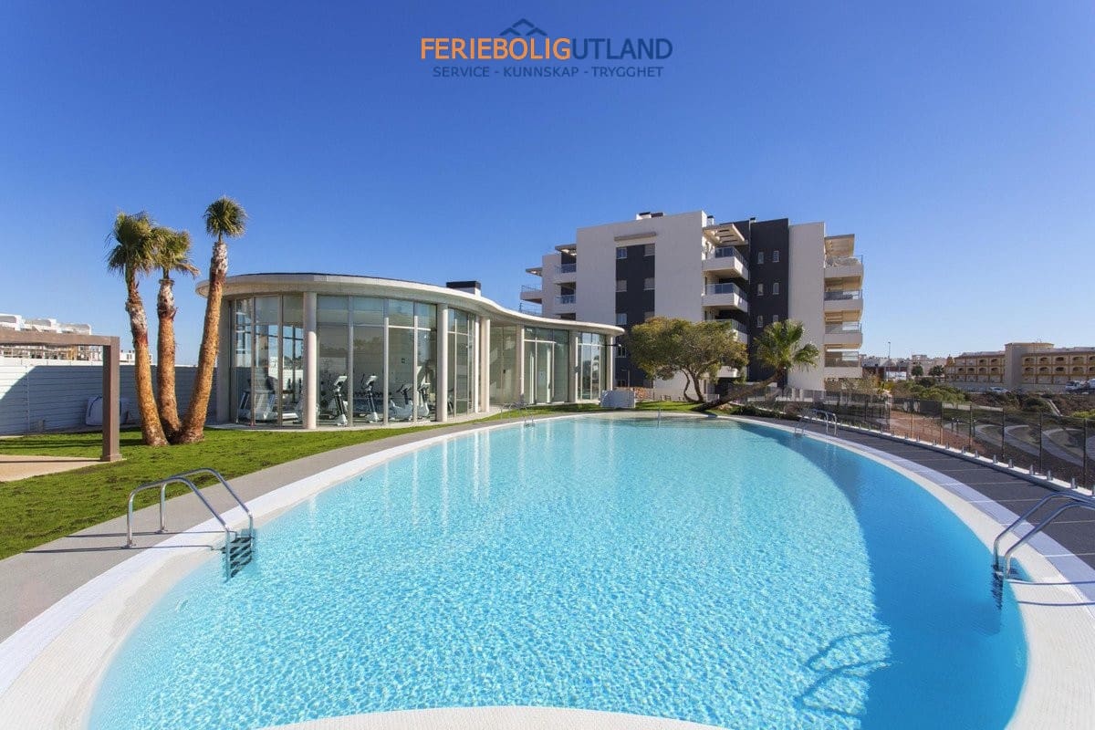 2 bedroom Apartment for sale in Villamartin with pool garage - € 319,900 (Ref: 10031164)
