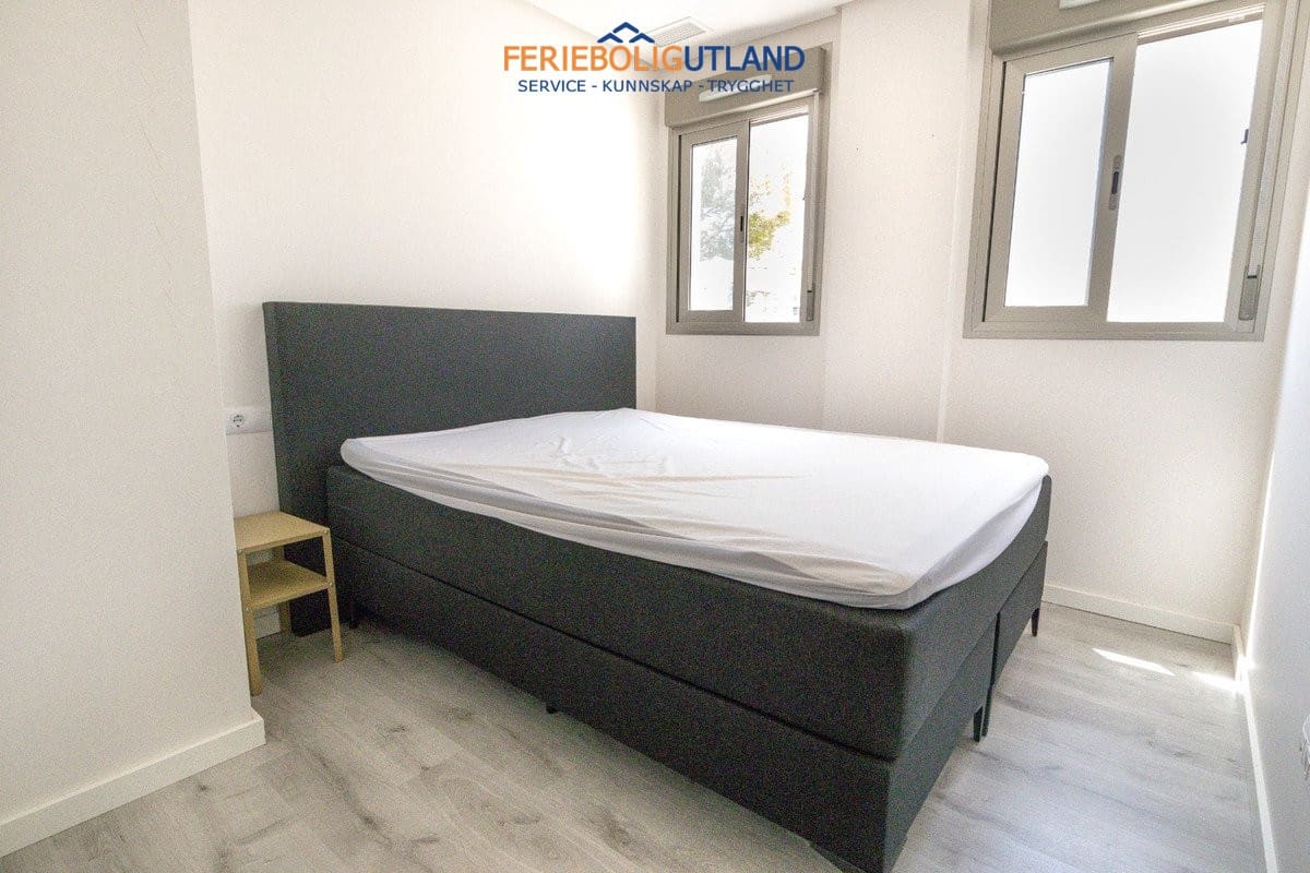 2 bedroom Apartment for sale in Villamartin with pool garage - € 319,900 (Ref: 10031164)