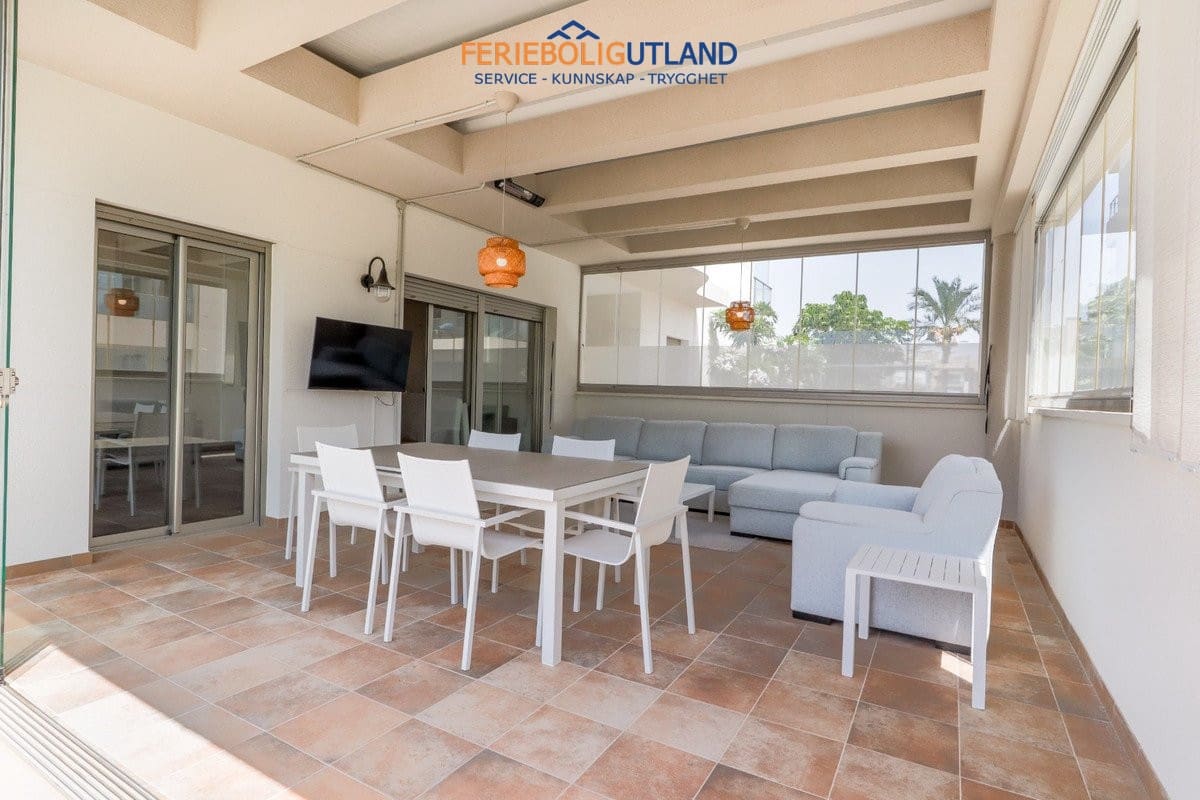 2 bedroom Apartment for sale in Villamartin with pool garage - € 319,900 (Ref: 10031164)