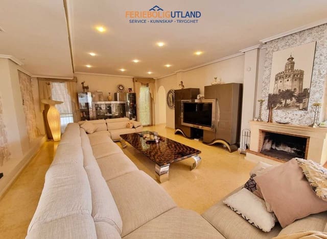5 soverom Villa til salgs i Gaspar Perelló, Torrevieja med svømmebasseng garasje - € 1 170 000 (Ref: 10031165)