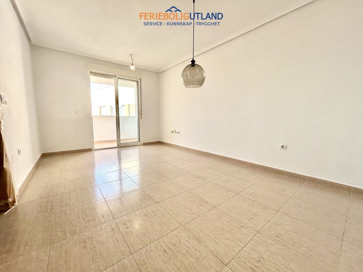 2 soverom Leilighet til salgs i Torrevieja - € 143 500 (Ref: 10031166)