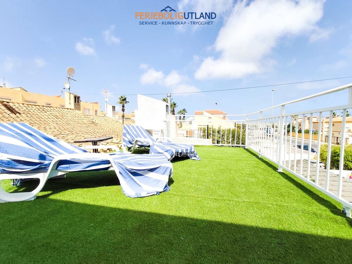 3 sovrum Hus till salu i Playa Flamenca med garage - 204 000 € (Ref: 10032398)