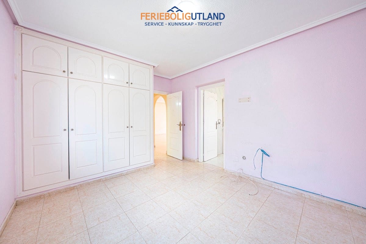 3 sovrum Villa till salu i Ciudad Quesada med pool garage - 399 000 € (Ref: 10032401)