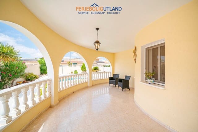 3 sovrum Villa till salu i Ciudad Quesada, Rojales med pool garage - 399 000 € (Ref: 10032401)