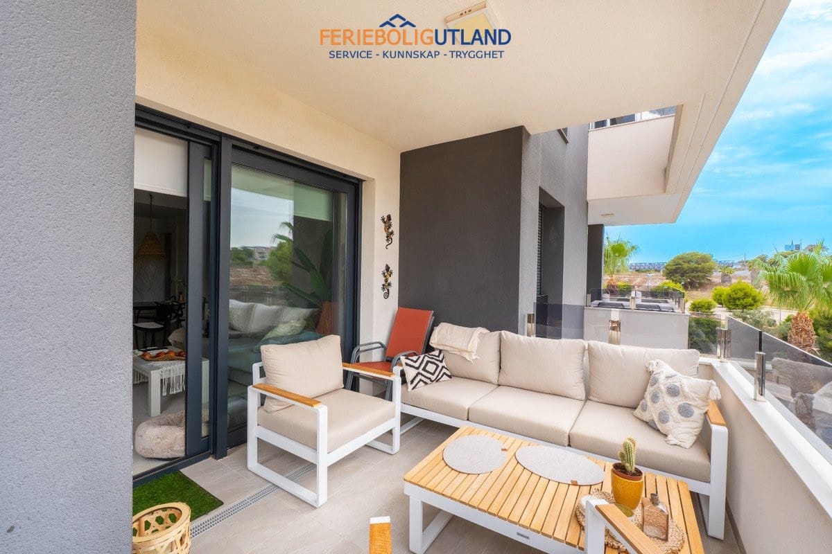 Apartamento de 2 habitaciones en Los Altos en venta con piscina garaje - 264.000 € (Ref: 10032487)