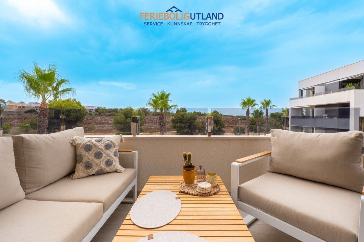 Apartamento de 2 habitaciones en Los Altos en venta con piscina garaje - 264.000 € (Ref: 10032487)