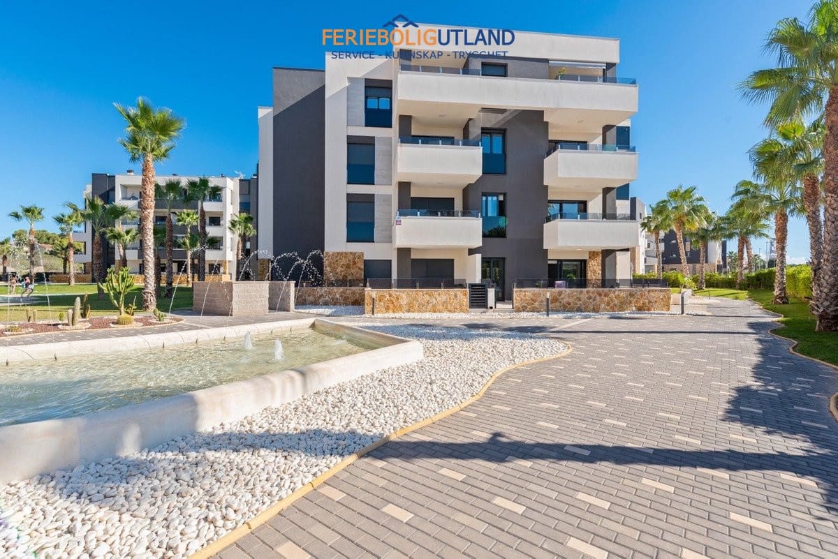 Apartamento de 2 habitaciones en Los Altos en venta con piscina garaje - 264.000 € (Ref: 10032487)