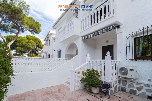 3 makuuhuone Huvila myytävänä paikassa La Zenia, Orihuela mukana 
autotalli - 338 000 € (Ref: 10032494)