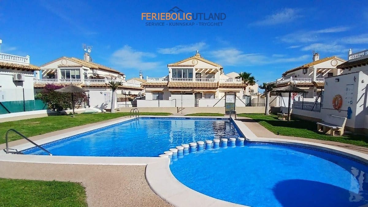 3 slaapkamer Huis te koop in Orihuela Costa met zwembad - € 277.900 (Ref: 10032495)