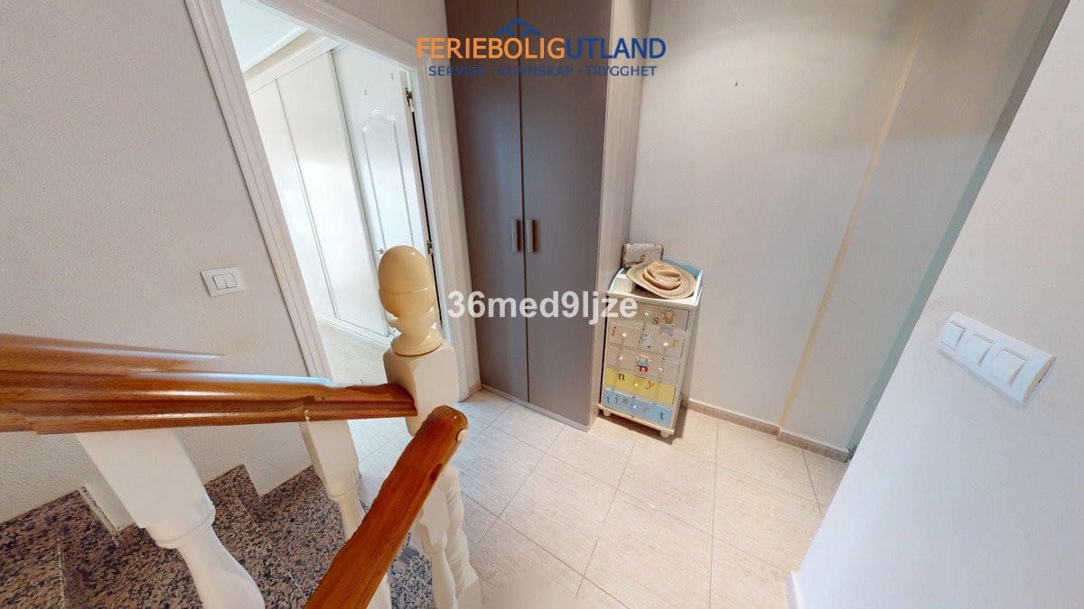 3 Zimmer Villa zu verkaufen in Los Alcazares mit Pool - 250.000 € (Ref: 10032496)