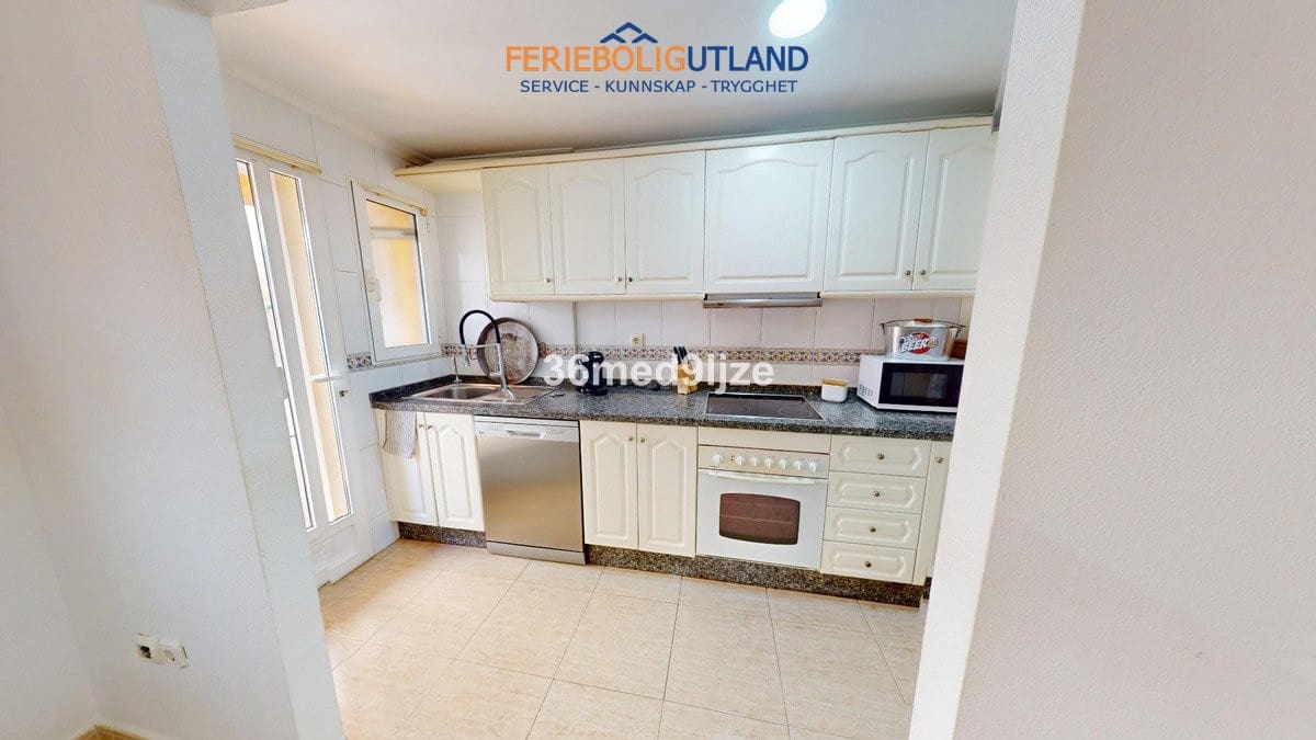 3 Zimmer Villa zu verkaufen in Los Alcazares mit Pool - 250.000 € (Ref: 10032496)