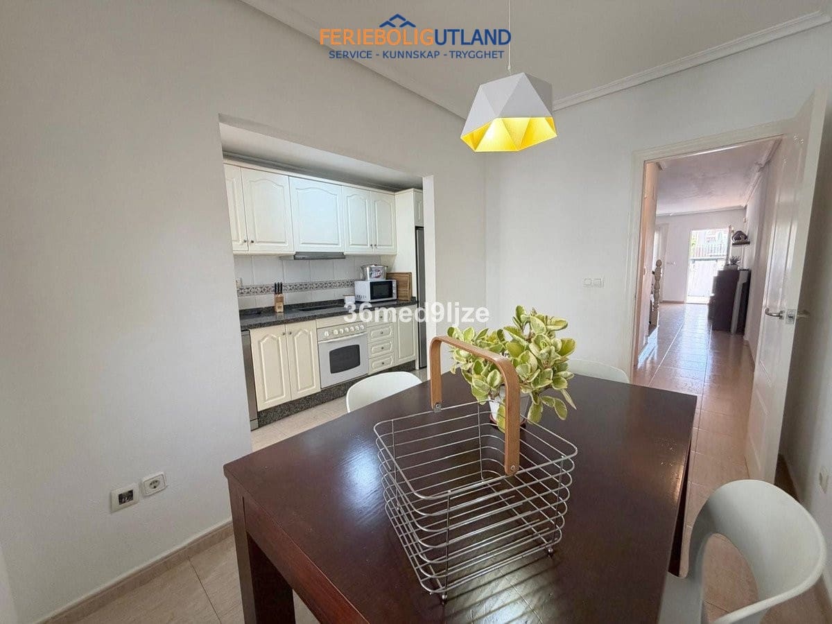 3 Zimmer Villa zu verkaufen in Los Alcazares mit Pool - 250.000 € (Ref: 10032496)