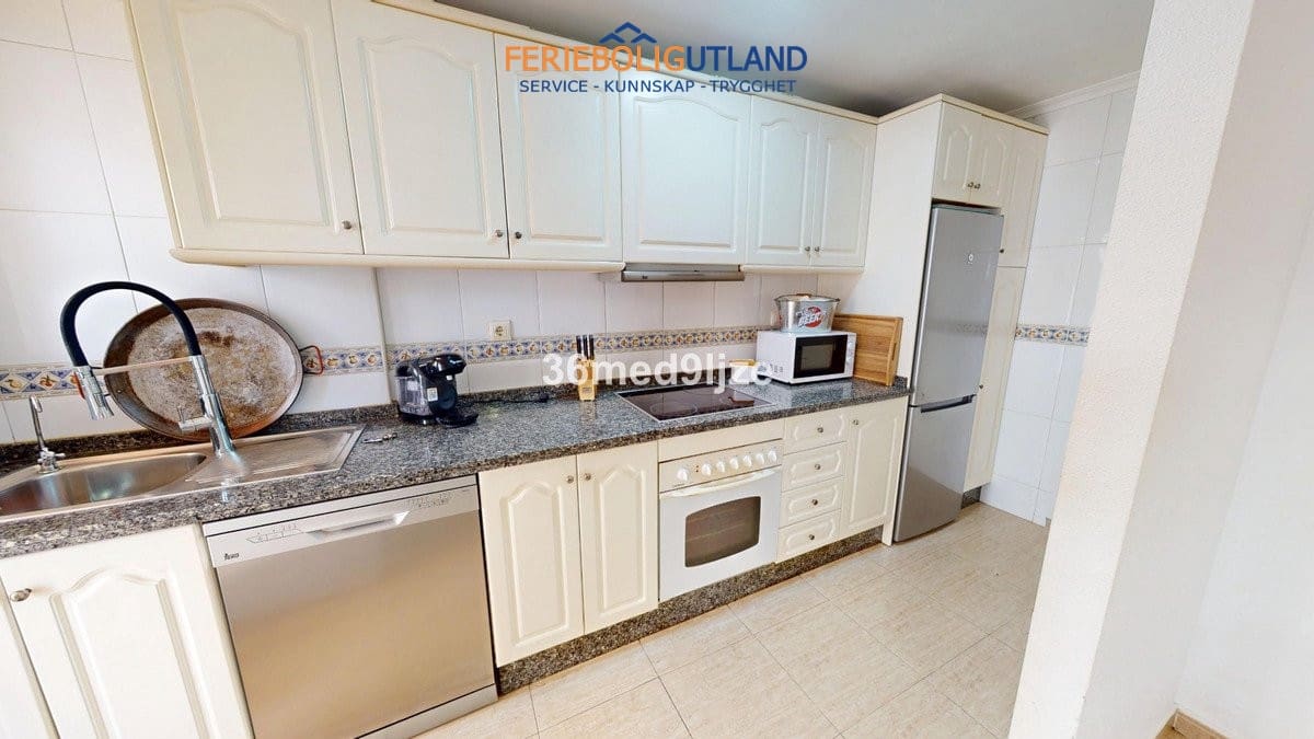 3 Zimmer Villa zu verkaufen in Los Alcazares mit Pool - 250.000 € (Ref: 10032496)