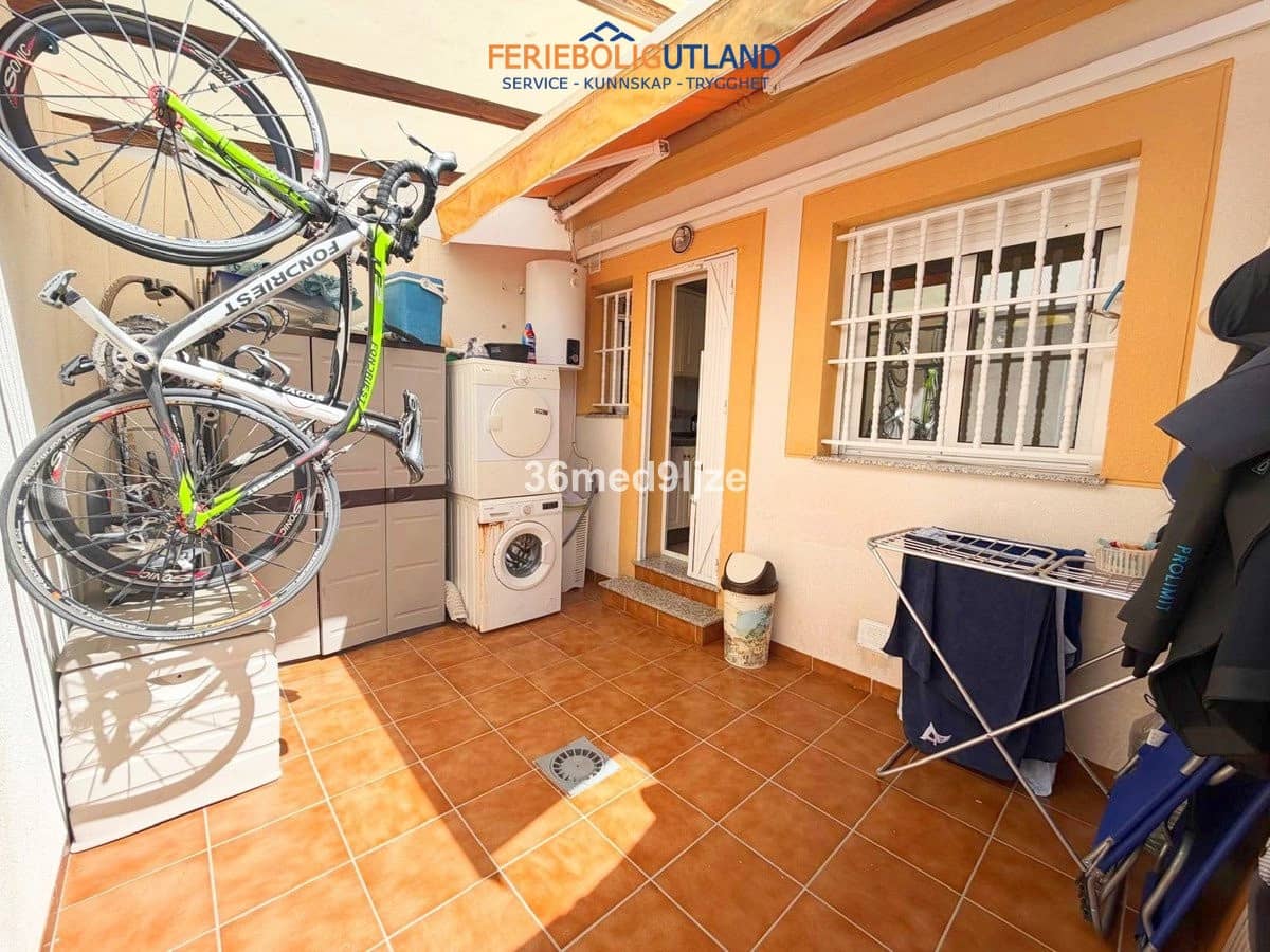 3 Zimmer Villa zu verkaufen in Los Alcazares mit Pool - 250.000 € (Ref: 10032496)