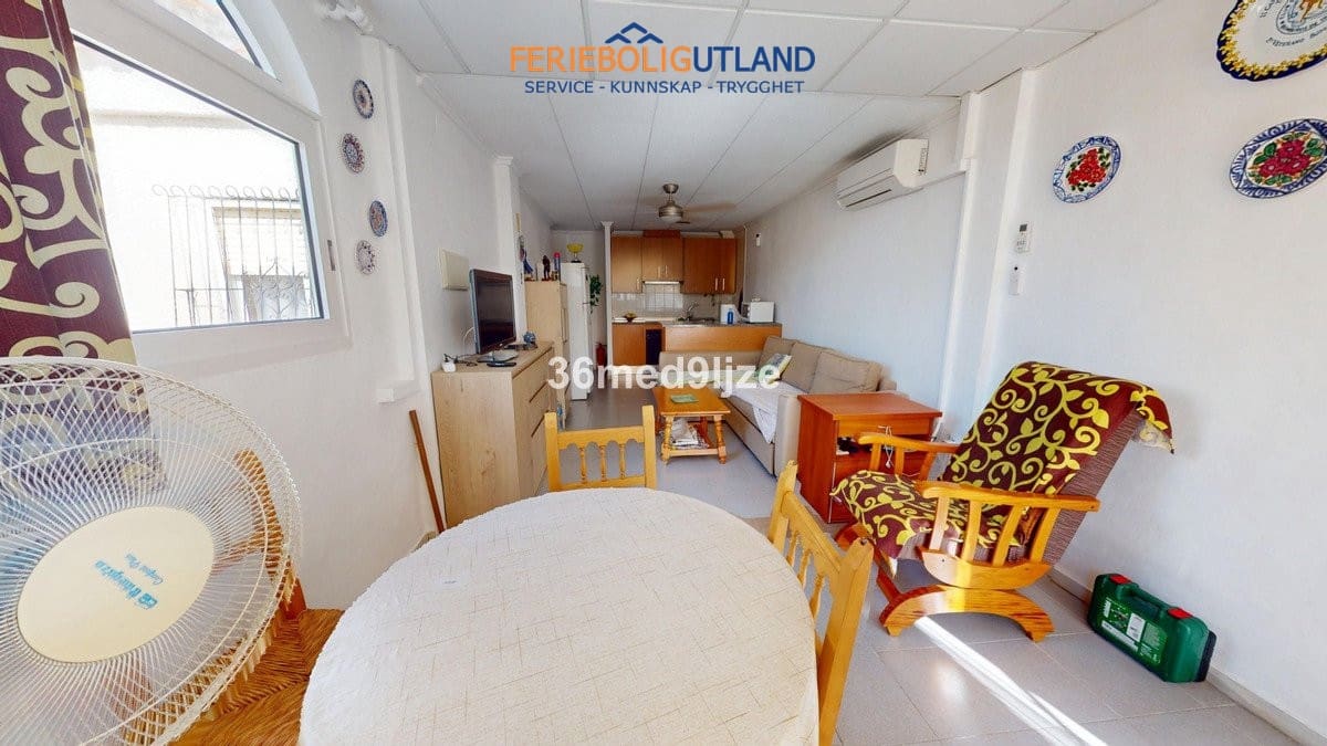 2 slaapkamer Appartement te koop in Los Alcazares - € 125.000 (Ref: 10032498)