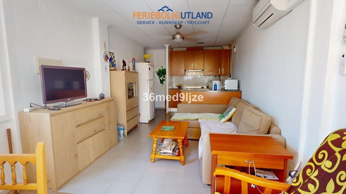2 slaapkamer Appartement te koop in Los Alcazares - € 125.000 (Ref: 10032498)