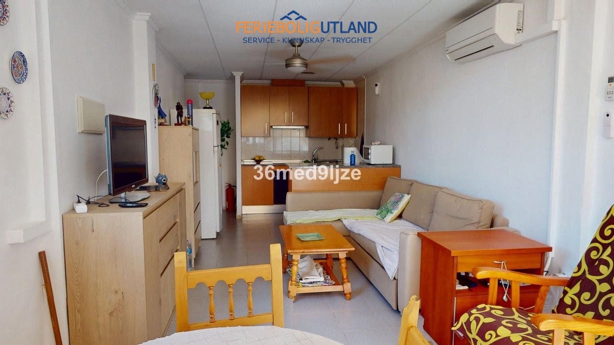 2 slaapkamer Appartement te koop in Los Alcazares - € 125.000 (Ref: 10032498)