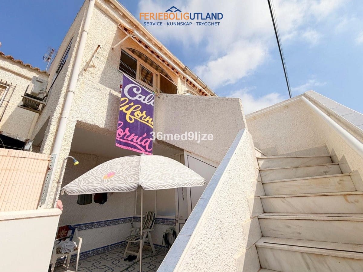 2 slaapkamer Appartement te koop in Los Alcazares - € 125.000 (Ref: 10032498)