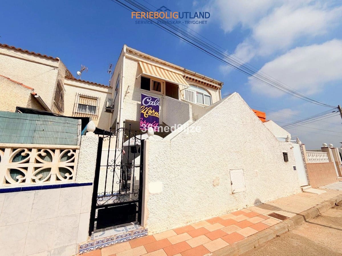 2 slaapkamer Appartement te koop in Los Alcazares - € 125.000 (Ref: 10032498)