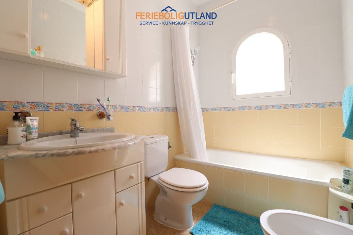 3 bedroom Villa for sale in Algorfa with pool garage - € 220,000 (Ref: 10032499)