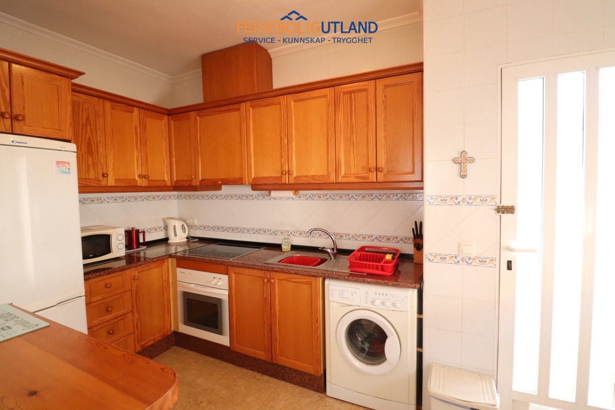 3 bedroom Villa for sale in Algorfa with pool garage - € 220,000 (Ref: 10032499)