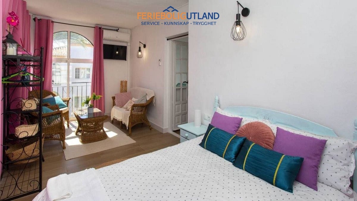 3 slaapkamer Huis te koop in Playa Flamenca met zwembad garage - € 330.000 (Ref: 10032501)