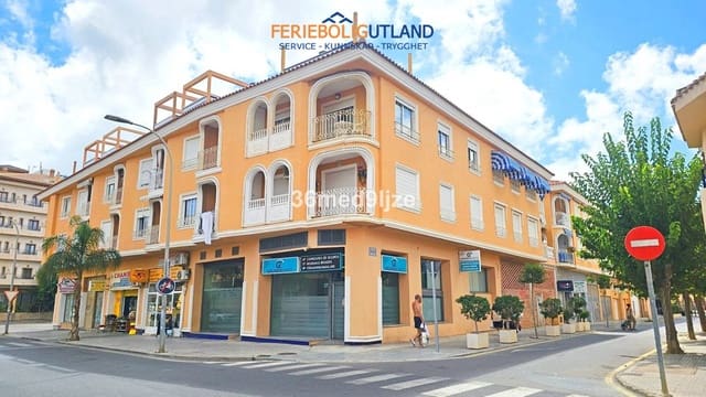 3 makuuhuone Omakotitalo myytävänä paikassa Los Narejos, Los Alcázares mukana uima-altaan 
autotalli - 186 900 € (Ref: 10033166)