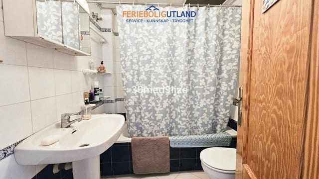 3 makuuhuone Omakotitalo myytävänä paikassa Los Narejos, Los Alcázares mukana uima-altaan 
autotalli - 186 900 € (Ref: 10033166)