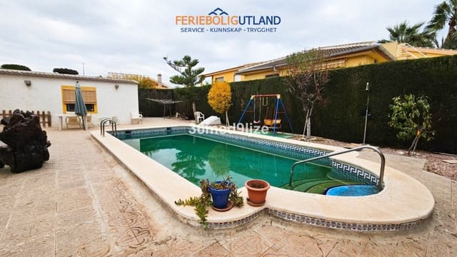 3 slaapkamer Villa te koop in Centro, Los Alcázares met zwembad garage - € 477.000 (Ref: 10033167)