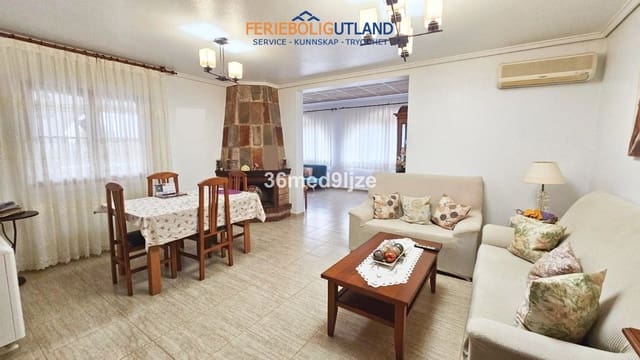 3 slaapkamer Villa te koop in Centro, Los Alcázares met zwembad garage - € 477.000 (Ref: 10033167)