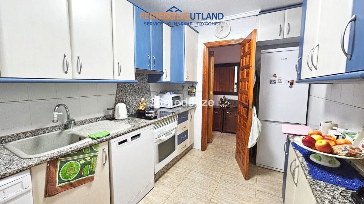 3 slaapkamer Villa te koop in Los Alcazares met zwembad garage - € 477.000 (Ref: 10033167)