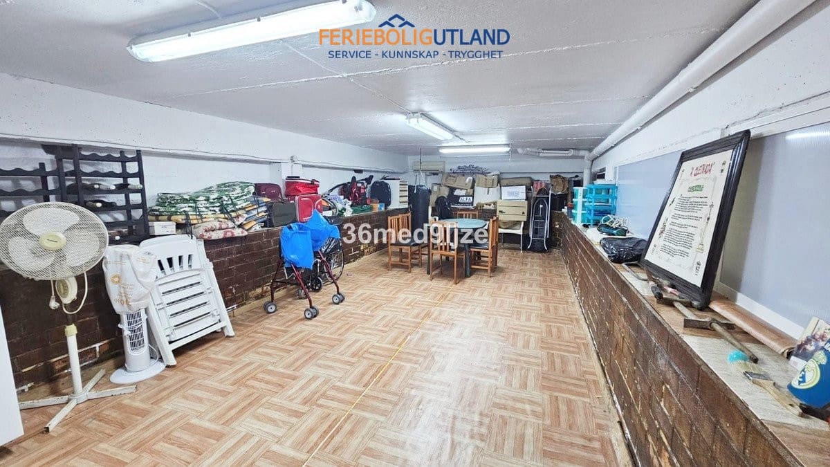 3 slaapkamer Villa te koop in Los Alcazares met zwembad garage - € 477.000 (Ref: 10033167)
