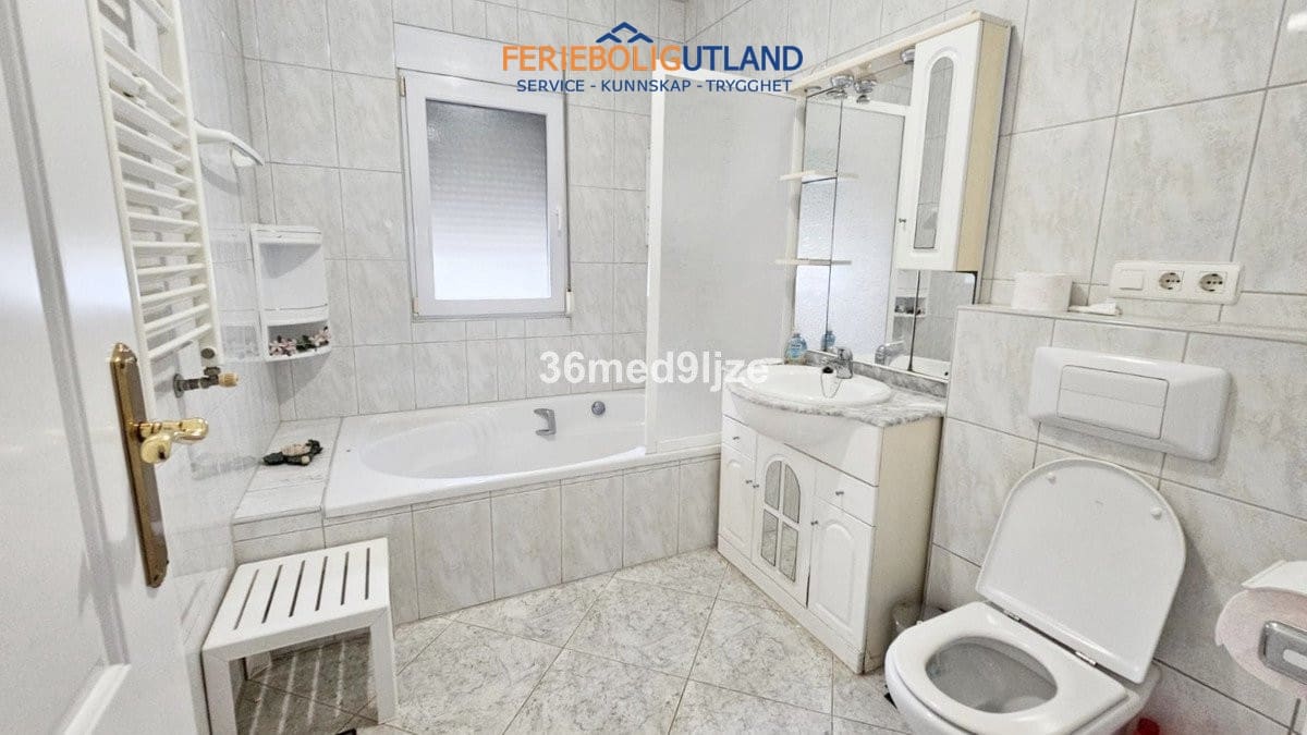 8 sovrum Villa till salu i Los Narejos med pool garage - 399 000 € (Ref: 10033168)