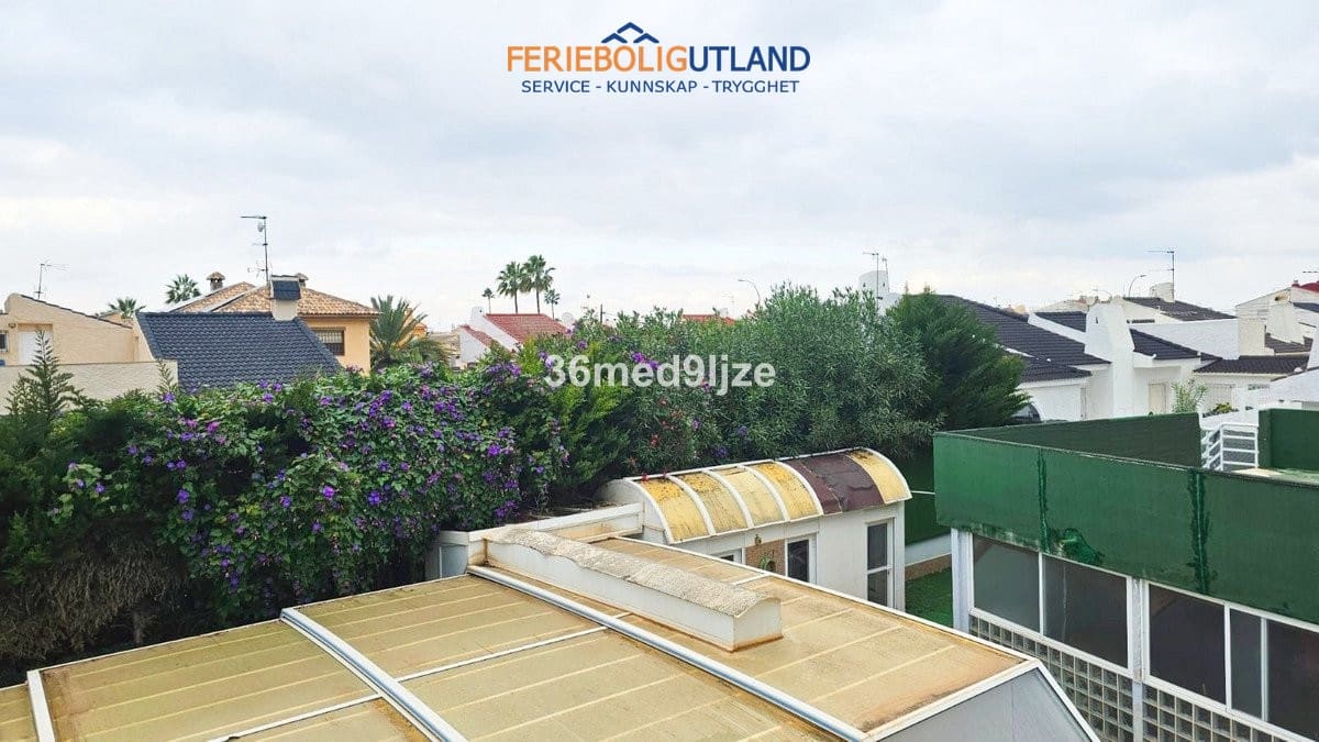 8 sovrum Villa till salu i Los Narejos med pool garage - 399 000 € (Ref: 10033168)