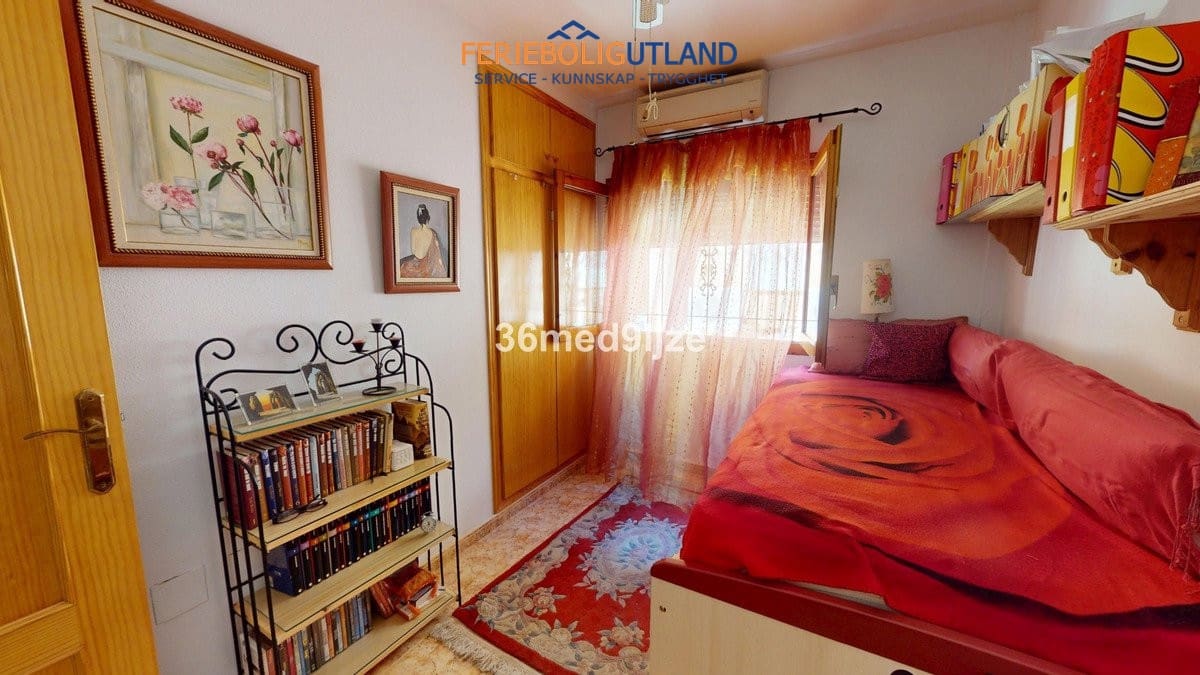 3 sypialnia Dom na sprzedaż w Los Alcazares z garażem - 215 000 € (Ref: 10033170)
