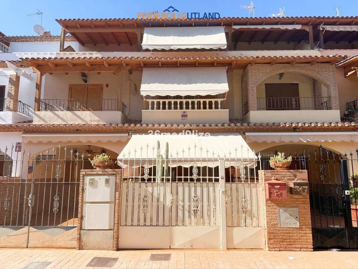 3 sypialnia Dom na sprzedaż w Los Alcazares z garażem - 215 000 € (Ref: 10033170)