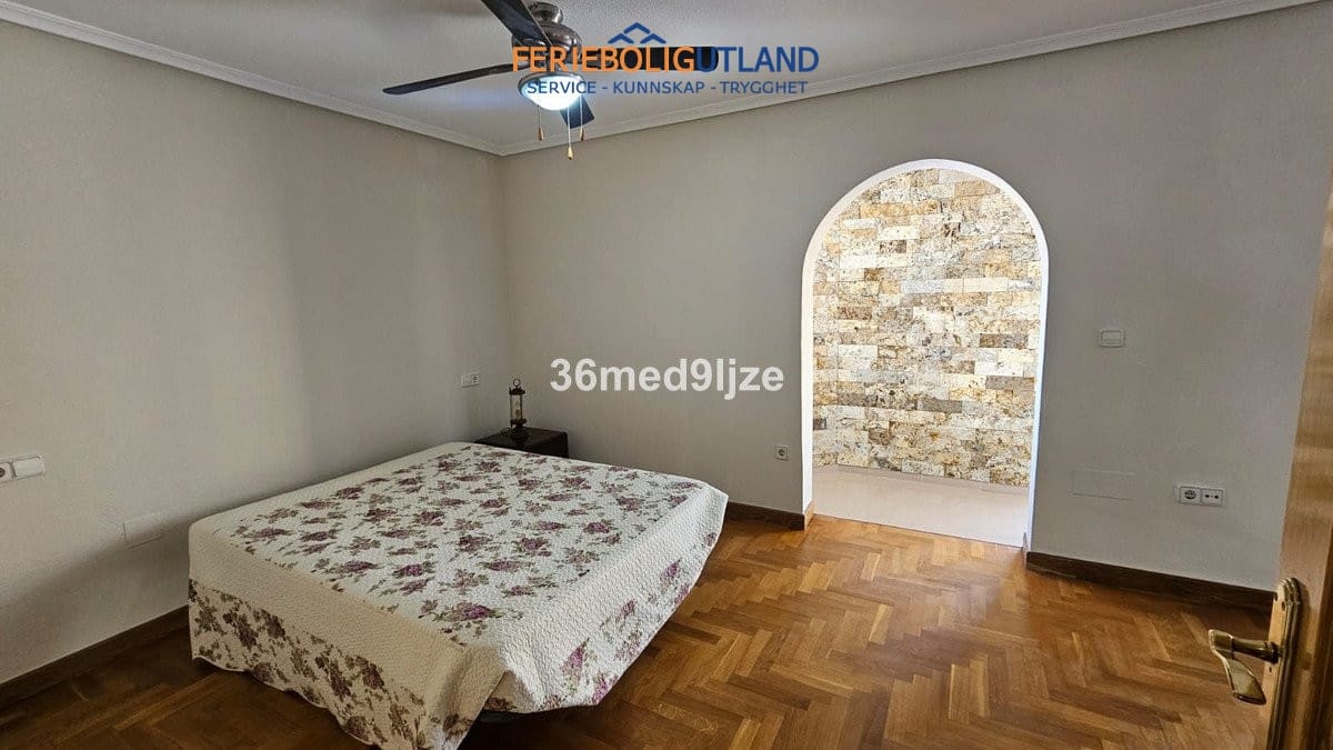 6 Zimmer Villa zu verkaufen in Los Narejos mit Pool Garage - 599.000 € (Ref: 10033171)