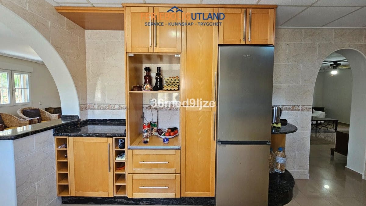 6 Zimmer Villa zu verkaufen in Los Narejos mit Pool Garage - 599.000 € (Ref: 10033171)