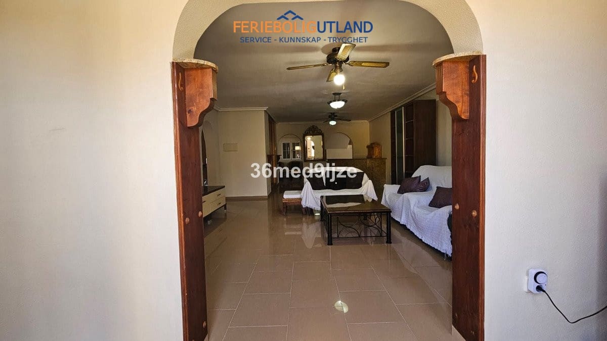 6 Zimmer Villa zu verkaufen in Los Narejos mit Pool Garage - 599.000 € (Ref: 10033171)