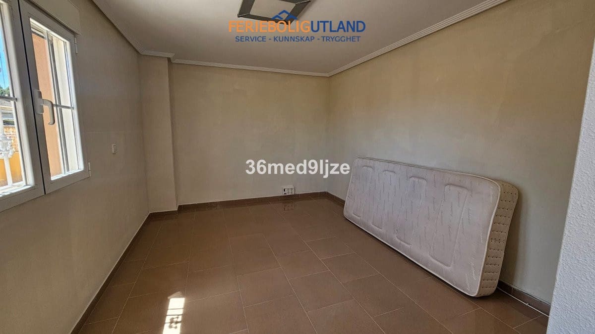 6 Zimmer Villa zu verkaufen in Los Narejos mit Pool Garage - 599.000 € (Ref: 10033171)